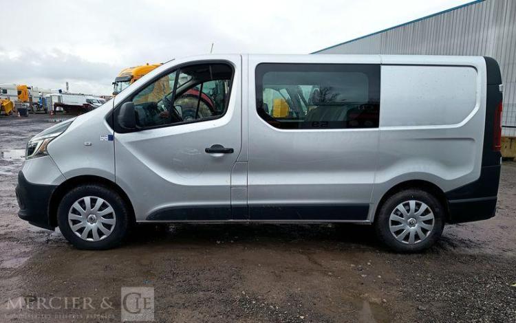 RENAULT TRAFIC III FOURGON PHASE 2 L1H1 2,0 DCI 16V 145 CV – DIESEL-6 PL – ANNEE 2021 GRIS GB-980-LL