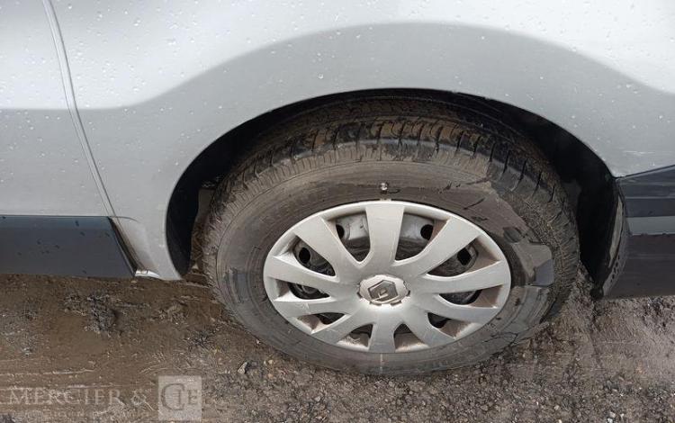 RENAULT TRAFIC III FOURGON PHASE 2 L1H1 2,0 DCI 16V 145 CV – DIESEL-6 PL – ANNEE 2021 GRIS GB-980-LL