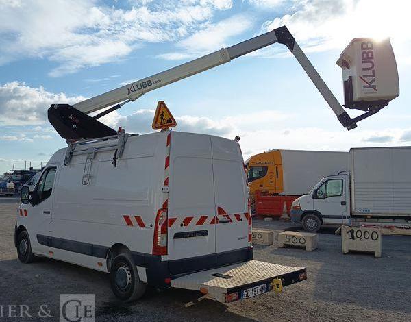 RENAULT MASTER AVEC NACELLE KLUBB KL32 / 10 M – 271 HEURES BLANC GC-197-VK