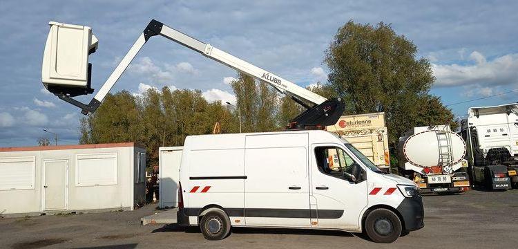 RENAULT MASTER AVEC NACELLE KLUBB KL32 / 10 M – 271 HEURES BLANC GC-197-VK