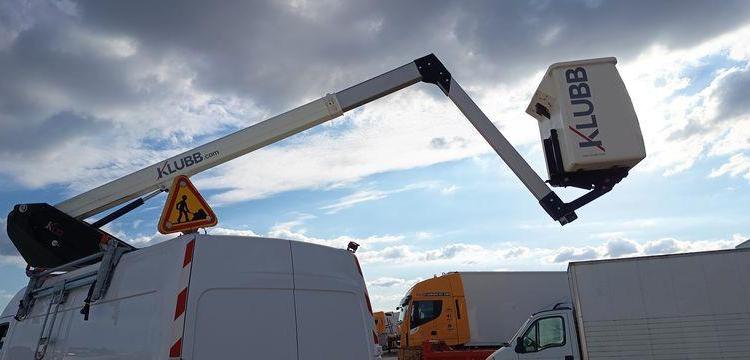 RENAULT MASTER AVEC NACELLE KLUBB KL32 / 10 M – 271 HEURES BLANC GC-197-VK