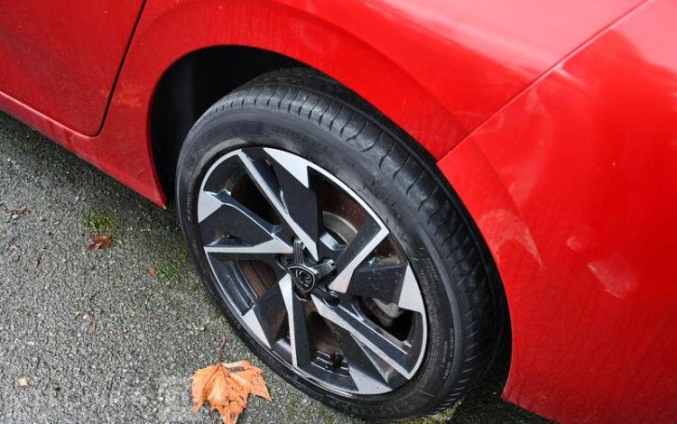 PEUGEOT 308 ALLURE PACK vente pour pieces ROUGE GC-473-HF