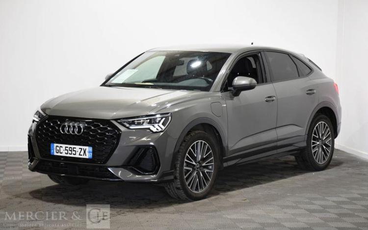 AUDI Q3 GRIS GC-595-ZX