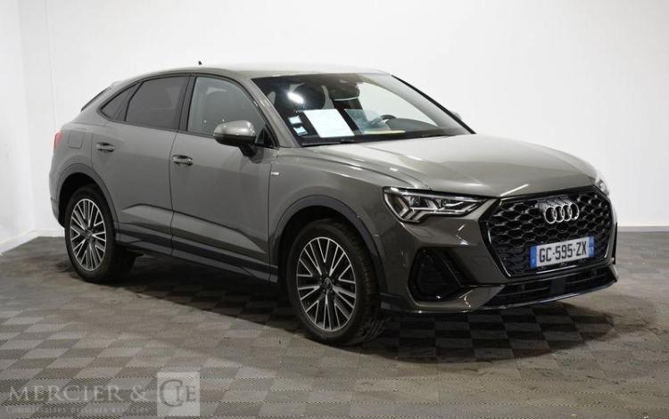 AUDI Q3 GRIS GC-595-ZX