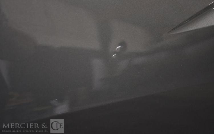 AUDI Q3 GRIS GC-595-ZX