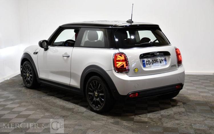 MINI COOPER ELECTRIC BEV LCI SE 184CH ESSENTIAL 3P GRIS GD-025-WY