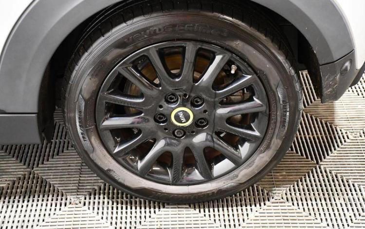 MINI COOPER ELECTRIC BEV LCI SE 184CH ESSENTIAL 3P GRIS GD-025-WY