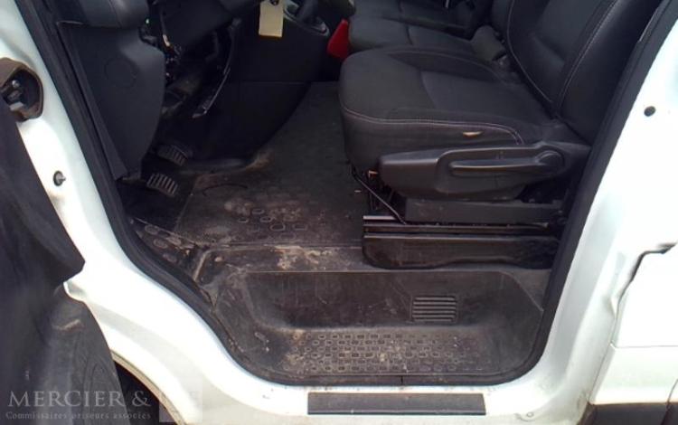RENAULT TRAFIC GCF 1300 DCI 120 BLANC GD-909-QK