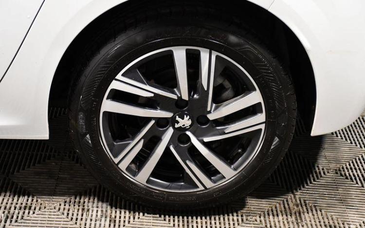 PEUGEOT 208 1,2 PURE TECH BLANC GD-948-VG