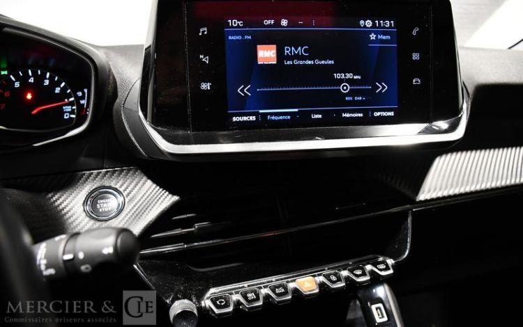 PEUGEOT 208 1,2 PURE TECH BLANC GD-948-VG