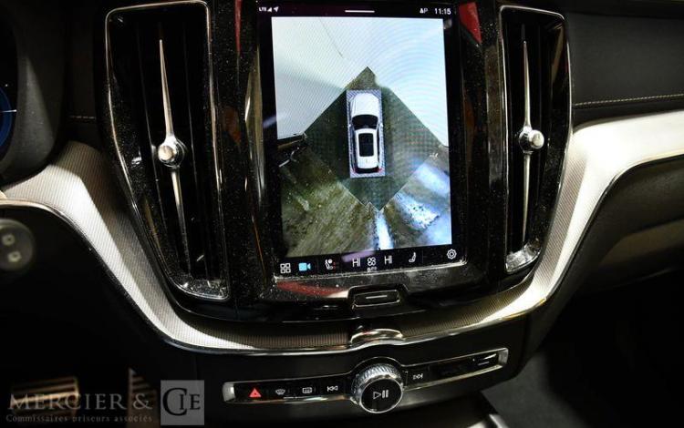 VOLVO XC60 FL T8 POLE Y 2,5 GRIS GD-969-TA