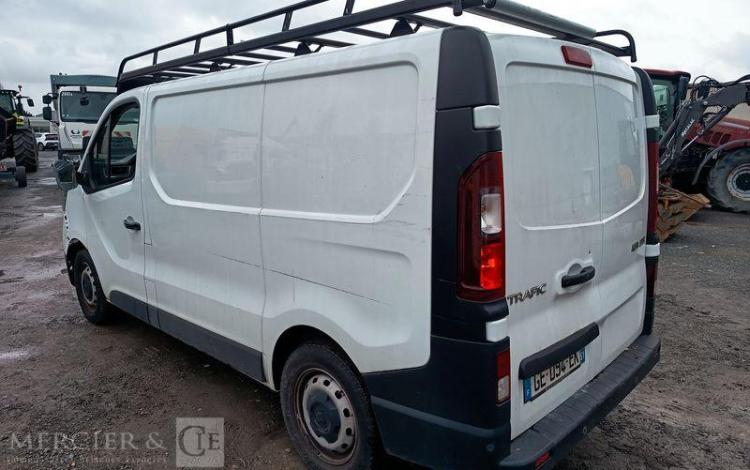 RENAULT TRAFIC III Fourgon Phase 3 L1H1 2.8T 2.0 dCi 16V 150 cv – DIESEL – ANNEE 2022 BLANC GE-094-EK