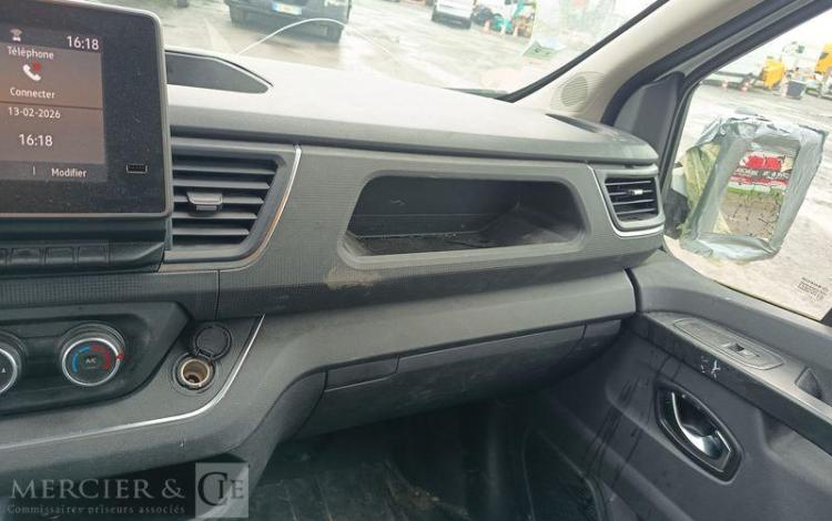 RENAULT TRAFIC III Fourgon Phase 3 L1H1 2.8T 2.0 dCi 16V 150 cv – DIESEL – ANNEE 2022 BLANC GE-094-EK