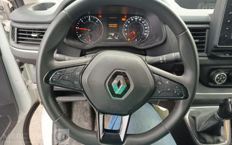 RENAULT TRAFIC III Fourgon Phase 3 L1H1 2.8T 2.0 dCi 16V 150 cv – DIESEL – ANNEE 2022 BLANC GE-094-EK