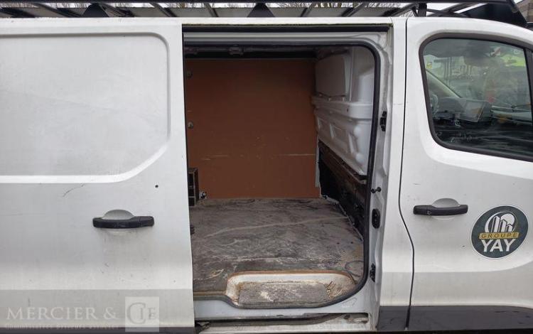 RENAULT TRAFIC III Fourgon Phase 3 L1H1 2.8T 2.0 dCi 16V 150 cv – DIESEL – ANNEE 2022 BLANC GE-094-EK