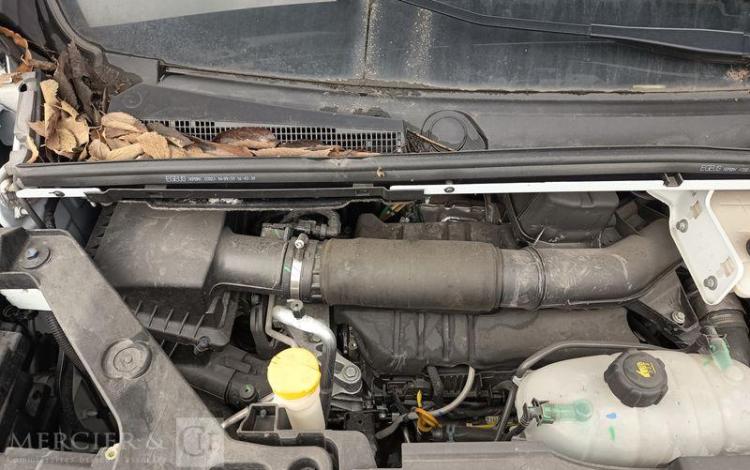 RENAULT TRAFIC III Fourgon Phase 3 L1H1 2.8T 2.0 dCi 16V 150 cv – DIESEL – ANNEE 2022 BLANC GE-094-EK