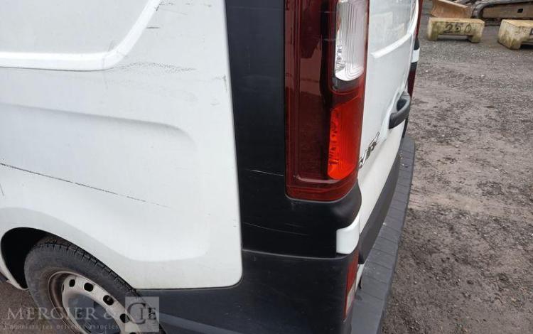 RENAULT TRAFIC III Fourgon Phase 3 L1H1 2.8T 2.0 dCi 16V 150 cv – DIESEL – ANNEE 2022 BLANC GE-094-EK