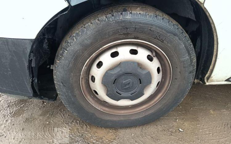 RENAULT TRAFIC III Fourgon Phase 3 L1H1 2.8T 2.0 dCi 16V 150 cv – DIESEL – ANNEE 2022 BLANC GE-094-EK