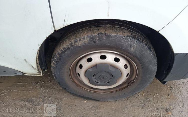 RENAULT TRAFIC III Fourgon Phase 3 L1H1 2.8T 2.0 dCi 16V 150 cv – DIESEL – ANNEE 2022 BLANC GE-094-EK