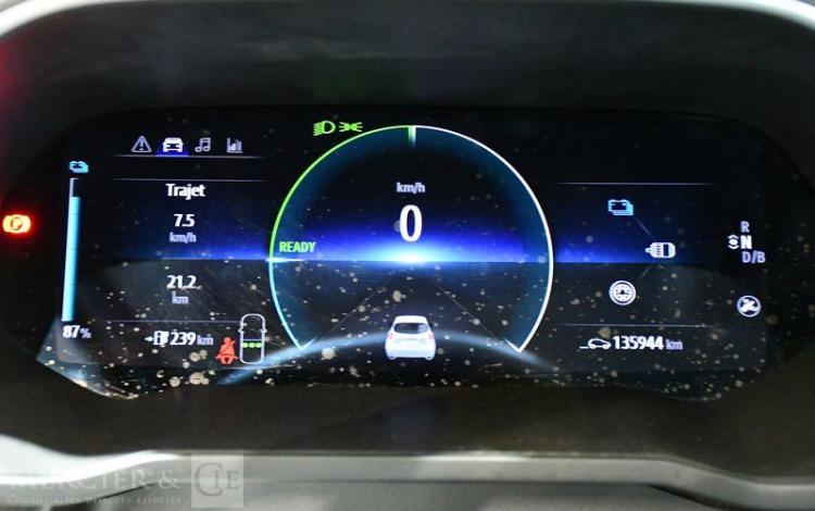 RENAULT ZOE ZE 110ch 40KWH ACHAT-INTEGRAL LIFE REVERSIBLE BVA BLANC GE-157-DB