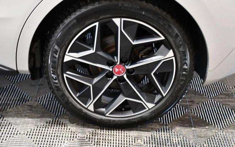 DS DS4 e-TENSE 225 PERFORMANCE L BEIGE GE-206-LZ