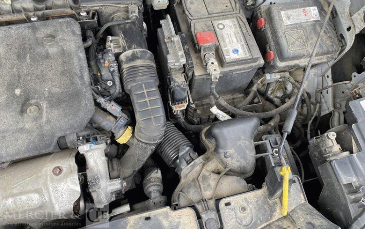 PEUGEOT 2008 130CH ALLURE BUSINESS BLANC GE-958-GD