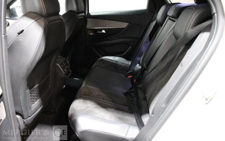 PEUGEOT 3008 1,5 BLUEHDI BLANC GF-025-ZK