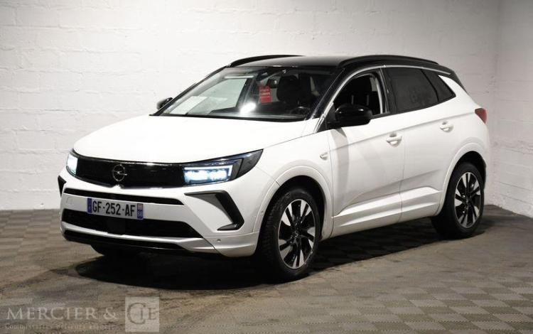 OPEL GRANDLAND ULTIMATE 1,5 D 130CH BLANC GF-252-AF