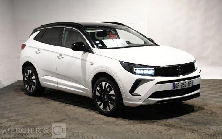 OPEL GRANDLAND ULTIMATE 1,5 D 130CH BLANC GF-252-AF