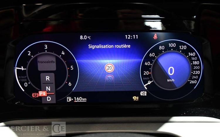 VOLKSWAGEN GOLF GRIS GF-579-SF