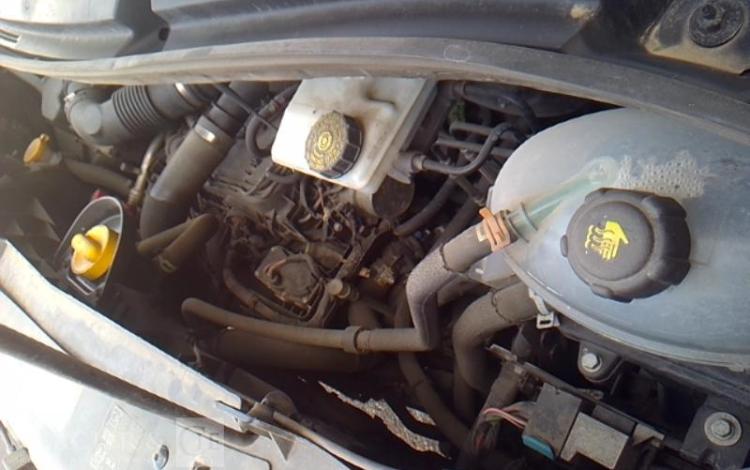 RENAULT MASTER NACELLE SUR VL 12M KLUBB KL32 181H BLANC GG-202-TV