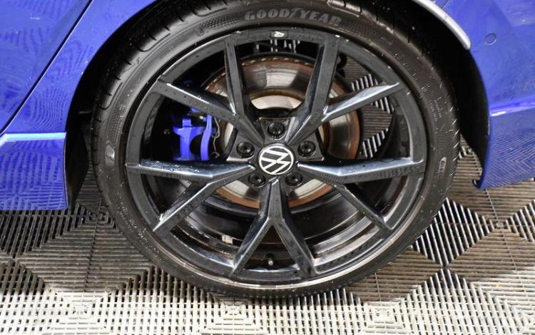 VOLKSWAGEN GOLF A8 R 2,0 TSI 320CH DSG7  GG-267-NJ