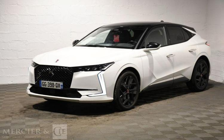 DS DS4 1,2 PURE TECH 130 PERFORMANCE BLANC GG-398-QX