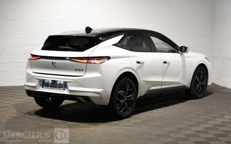 DS DS4 1,2 PURE TECH 130 PERFORMANCE BLANC GG-398-QX