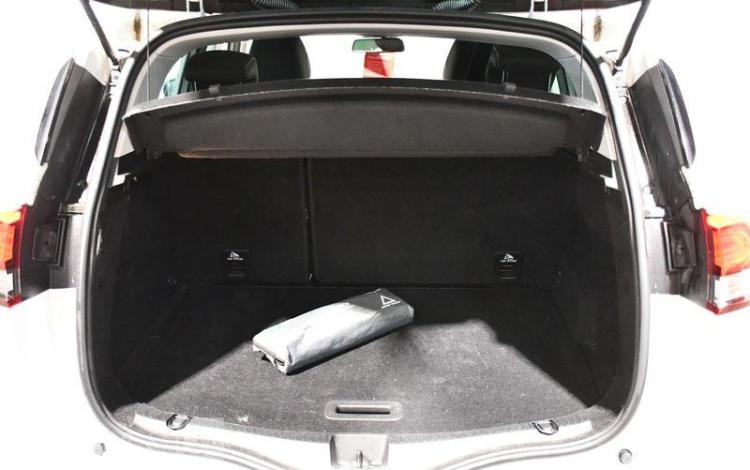 RENAULT SCENIC EVOLUTION TCE 140 EDC BLANC GH-040-CY