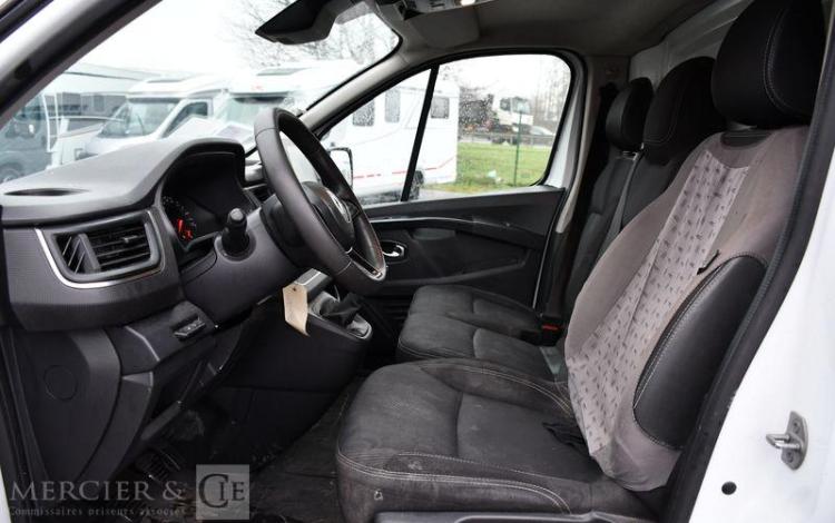 RENAULT TRAFIC GCF L1H1 2T8 BLUE DCI 130 BLANC GH-183-XP