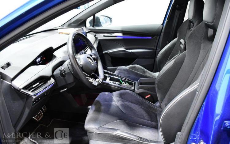 SKODA ENYAQ IV 82KWH BLEU GH-631-ZA