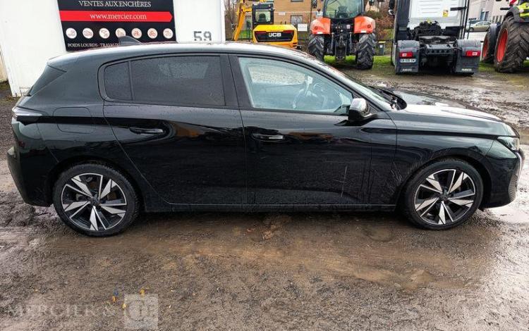 PEUGEOT 308 ALLURE 1,2 PURE TECH 130 S&S EAT8 NOIR GH-961-EW