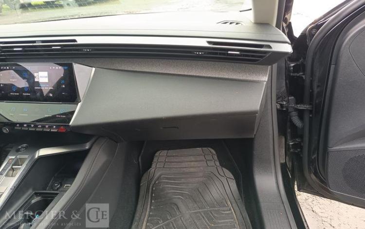 PEUGEOT 308 ALLURE 1,2 PURE TECH 130 S&S EAT8 NOIR GH-961-EW