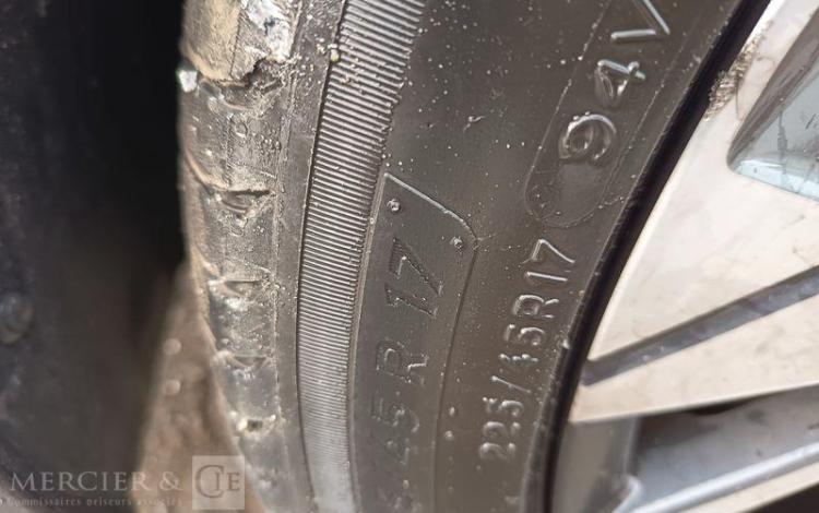 PEUGEOT 308 ALLURE 1,2 PURE TECH 130 S&S EAT8 NOIR GH-961-EW