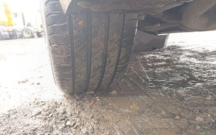 PEUGEOT 308 ALLURE 1,2 PURE TECH 130 S&S EAT8 NOIR GH-961-EW