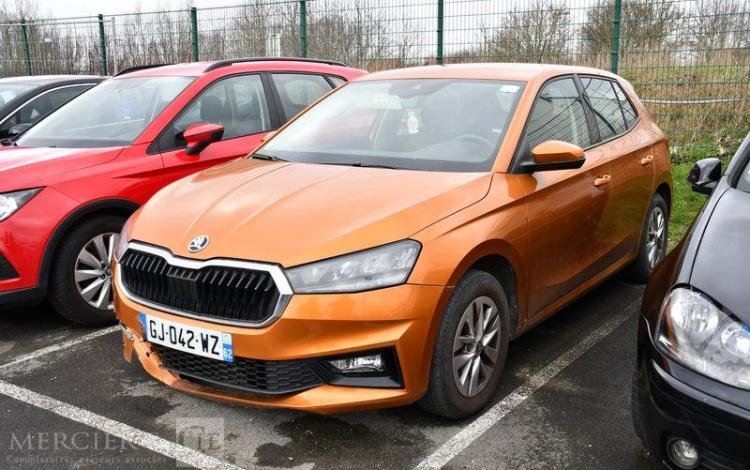 SKODA FABIA AMBITION vente à pro uniquement car mention ve du 26/12/25 ORA GJ-042-WZ