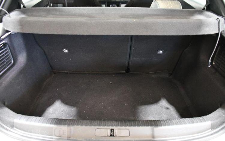 DS DS3 CROSSBACK PURE TECH 100 BUSINESS ancien vtc BLANC GJ-146-SP