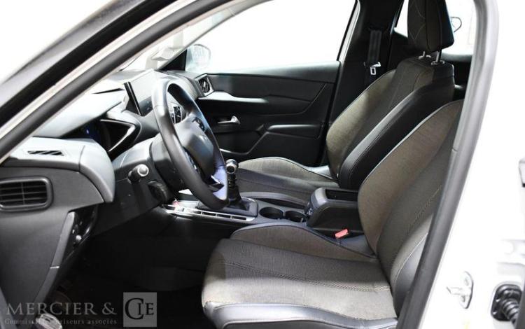 DS DS3 CROSSBACK PURE TECH 100 BUSINESS ancien vtc BLANC GJ-146-SP