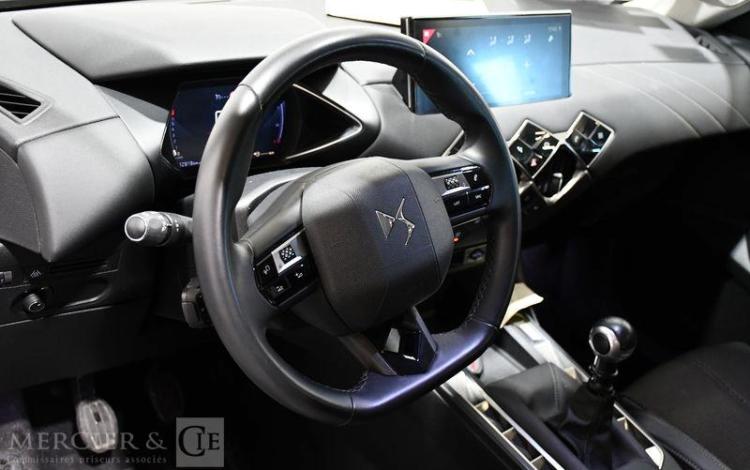 DS DS3 CROSSBACK PURE TECH 100 BUSINESS ancien vtc BLANC GJ-146-SP