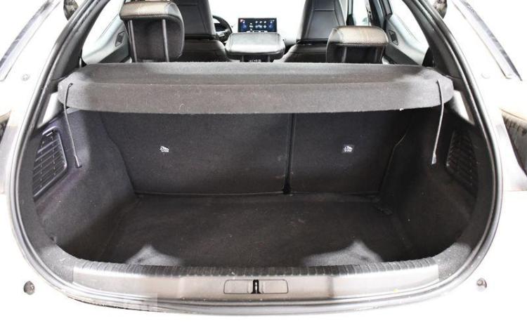 DS DS3 CROSSBACK 1.2 PURETECH 100ch BUSINESS ANCIEN VTC BLANC GJ-147-SP