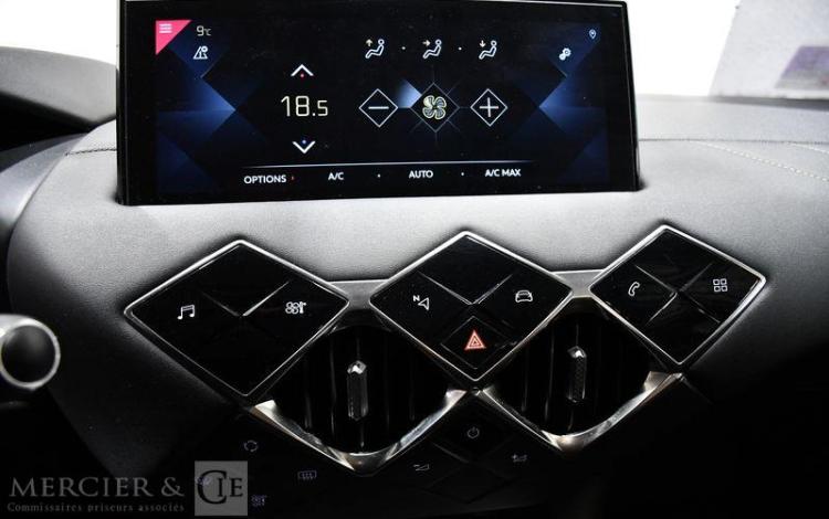 DS DS3 CROSSBACK 1.2 PURETECH 100ch BUSINESS ANCIEN VTC BLANC GJ-147-SP