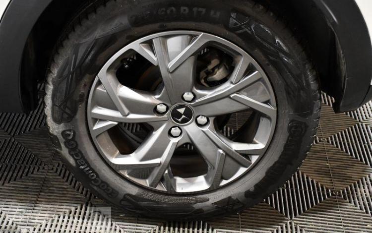 DS DS3 CROSSBACK 1.2 PURETECH 100ch BUSINESS ancien vtc BLANC GJ-220-SP