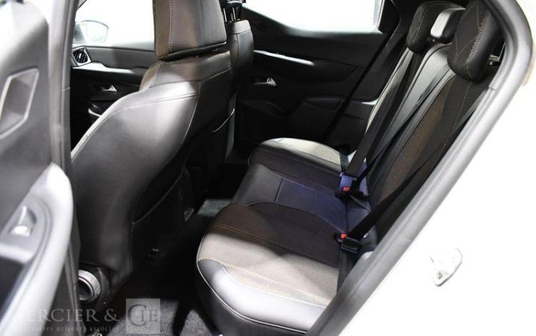 DS DS3 CROSSBACK 1.2 PURETECH 100ch BUSINESS ancien vtc BLANC GJ-220-SP