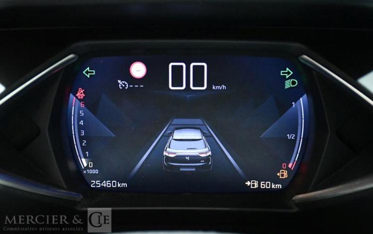 DS DS3 CROSSBACK 1.2 PURETECH 100ch BUSINESS ancien vtc BLANC GJ-220-SP